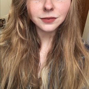 Meet your Posher, Annie